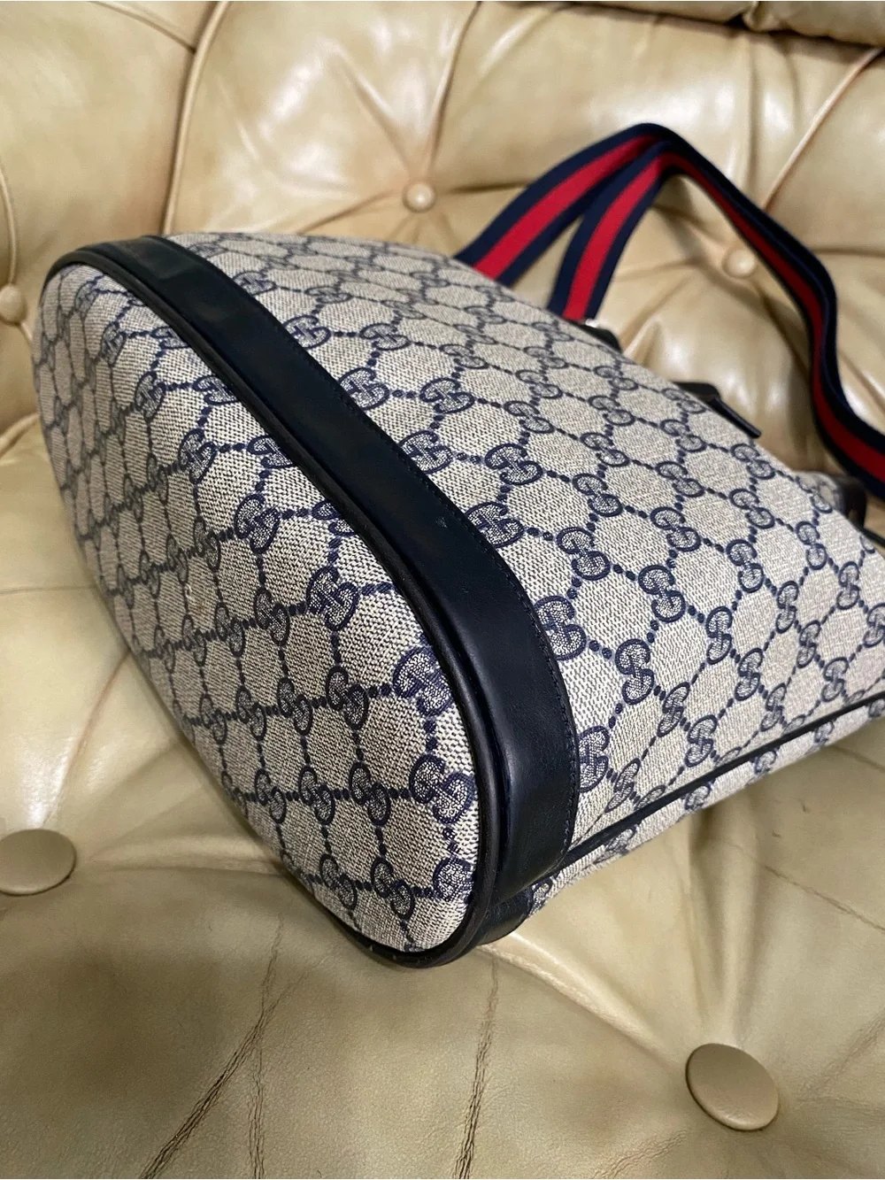 LARGE Gucci Drawstring Bucket Bag Vintage Sherry GG Monogram Web Stripe Added